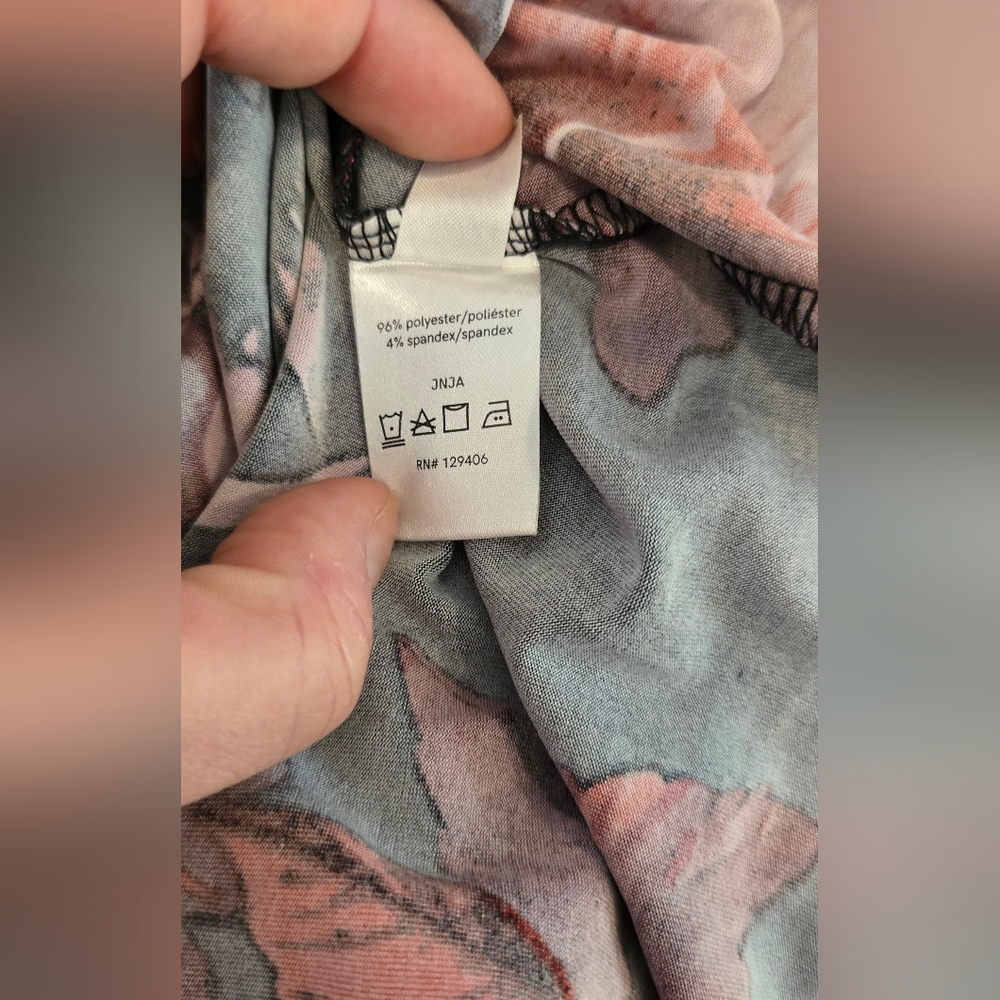 VENUS Floral Dress Size Medium - Picture 5 of 6